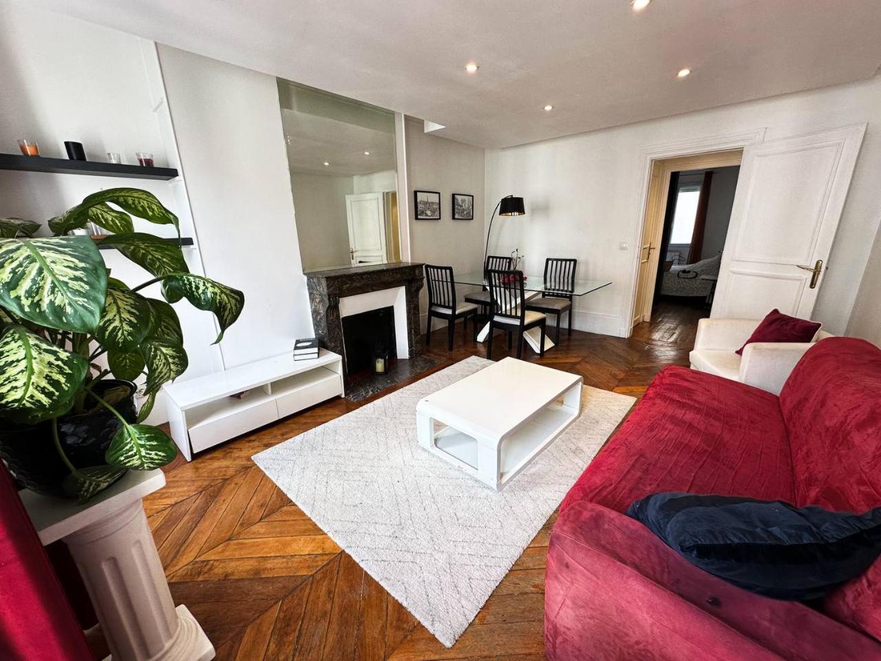 Apartment Colisee Paris Exterior photo